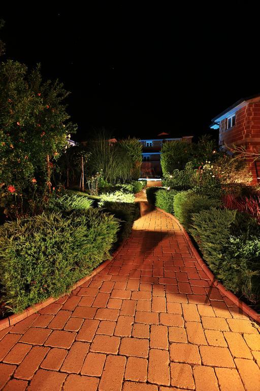 Apartments Meri Лижнян Экстерьер фото